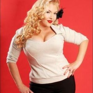 Pinup couture Jeanie top silver lurex